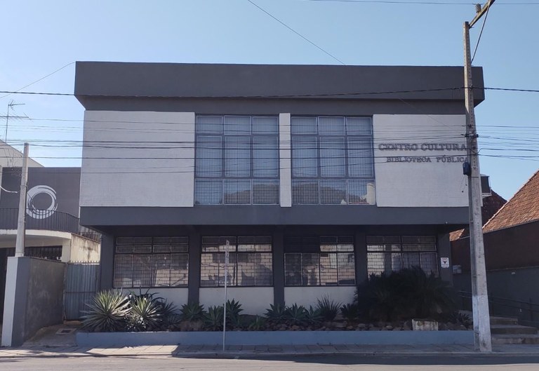 Biblioteca Pública Municipal Hélio Alves de Oliveira.jpg