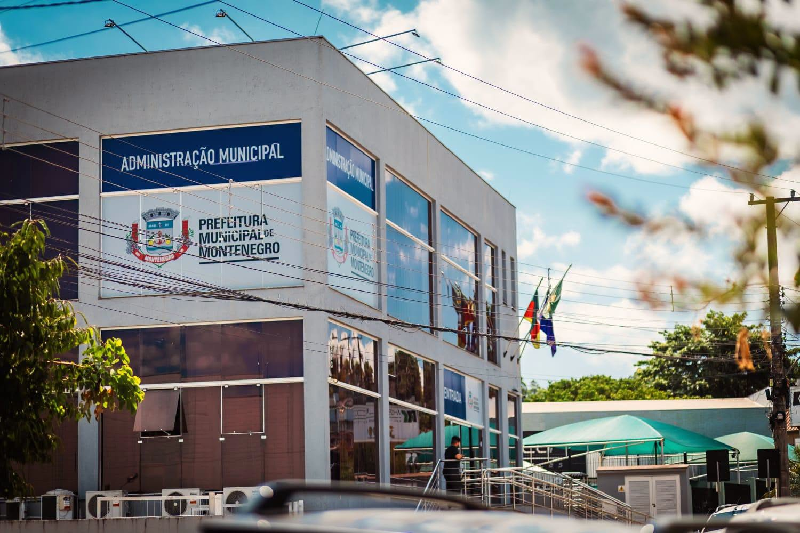 Prefeitura e Câmara assinam contrato com empresa que realizará concursos públicos