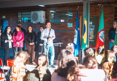 Programa Municipal entrega primeiros óculos para crianças