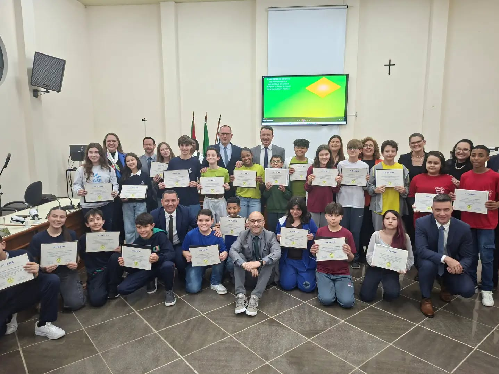 Vereadores tomam posse na Câmara Mirim